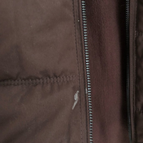 MAROON QUILTED BUBBLE VEST | OLD NAVY XS - Picture 4 of 5